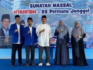 BANTU 100 ANAK SUNATAN MASSAL BERSAMA EL-TAHFIDZ